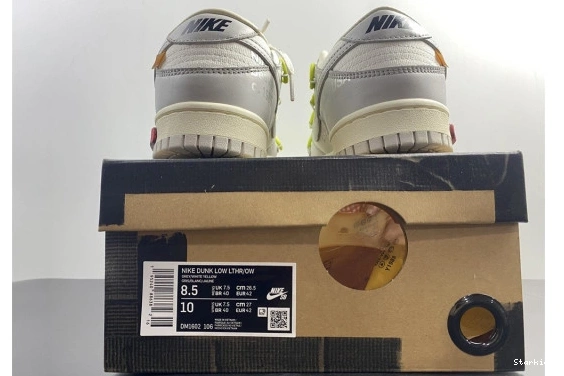 Dunk DM1602-106 Nike Low Lot 8  O-W 0119